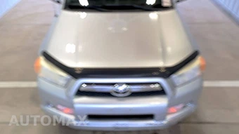 2010 Toyota 4Runner SR5 - miniatura 2
