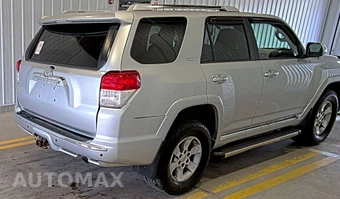 2010 Toyota 4Runner SR5 - miniatura 4