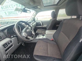 2010 Toyota 4Runner SR5 - miniatura 7