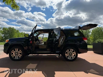 2010 Toyota 4Runner SR5 - miniatura 25