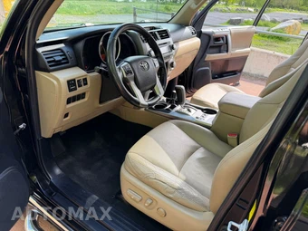 2010 Toyota 4Runner SR5 - miniatura 31