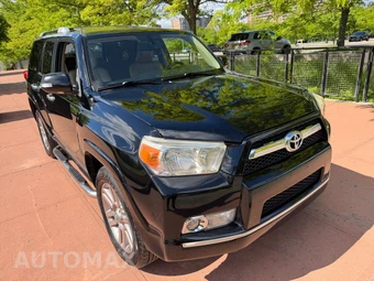 2010 Toyota 4Runner SR5 - miniatura 4