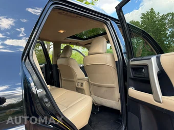 2010 Toyota 4Runner SR5 - miniatura 43