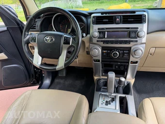2010 Toyota 4Runner SR5 - miniatura 57