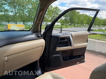2010 Toyota 4Runner SR5 - miniatura 61