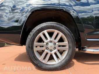 2010 Toyota 4Runner SR5 - miniatura 76