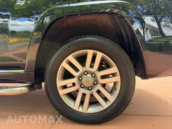 2010 Toyota 4Runner SR5 - miniatura 78