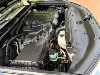 2010 Toyota 4Runner SR5 - miniatura 81