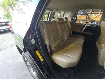 2010 Toyota 4Runner SR5 – miniatura 16