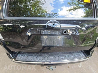 2010 Toyota 4Runner SR5 – miniatura 27
