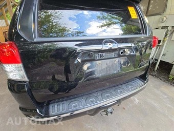 2010 Toyota 4Runner SR5 – miniatura 29