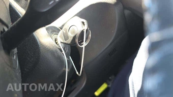 2010 Toyota Camry – miniatura 17