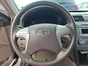 2010 Toyota Camry - miniatura 10