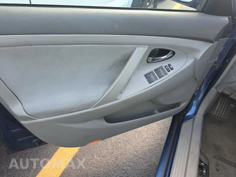 2010 Toyota Camry - miniatura 9