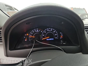 2010 Toyota Camry - miniatura 12