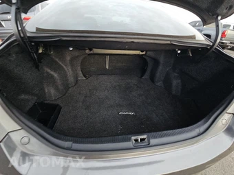 2010 Toyota Camry - miniatura 16