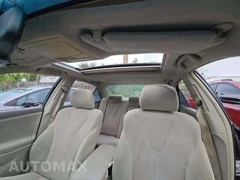 2010 Toyota Camry – miniatura 11
