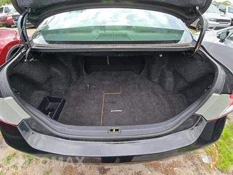 2010 Toyota Camry – miniatura 14