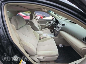 2010 Toyota Camry – miniatura 18