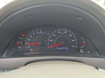 2010 Toyota Camry – miniatura 9