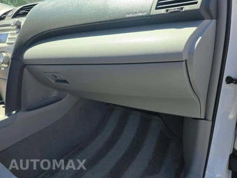 2010 Toyota Camry – miniatura 19