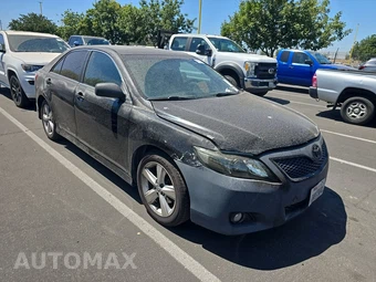 2010 Toyota Camry LE - miniatura 3