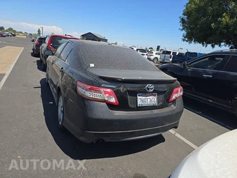 2010 Toyota Camry LE - miniatura 5