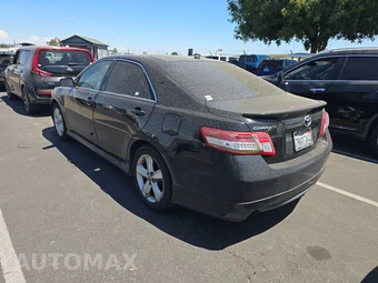 2010 Toyota Camry LE - miniatura 6