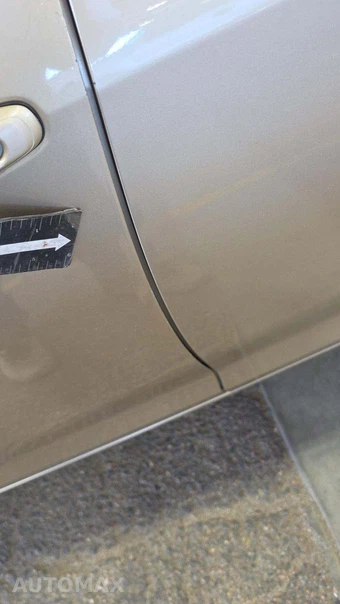 2010 Toyota Camry LE – miniatura 42