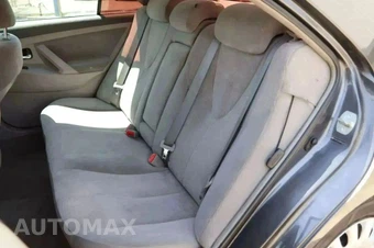 2010 Toyota Camry LE - miniatura 13