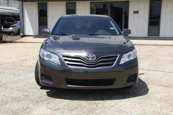 2010 Toyota Camry LE - miniatura 33
