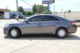 2010 Toyota Camry LE - miniatura 34
