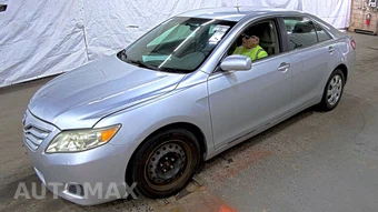 2010 Toyota Camry LE