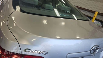 2010 Toyota Camry LE – miniatura 22