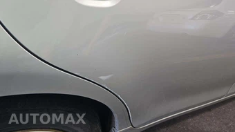 2010 Toyota Camry LE – miniatura 25