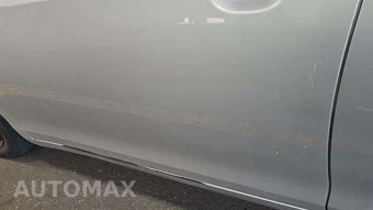 2010 Toyota Camry LE – miniatura 31
