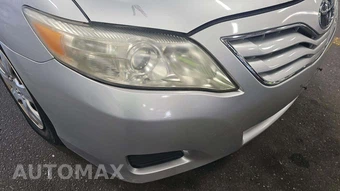 2010 Toyota Camry LE – miniatura 37