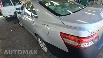 2010 Toyota Camry LE – miniatura 46