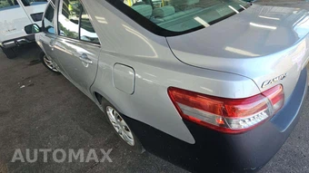 2010 Toyota Camry LE – miniatura 50