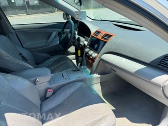2010 Toyota Camry LE - miniatura 16