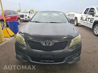 2010 Toyota Camry SE – miniatura 2