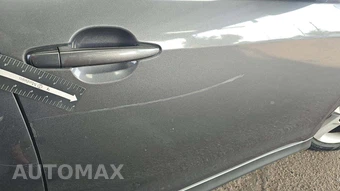 2010 Toyota Camry SE – miniatura 22