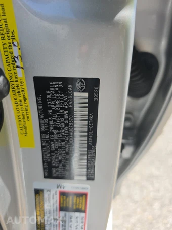 2010 Toyota Camry SE - miniatura 21
