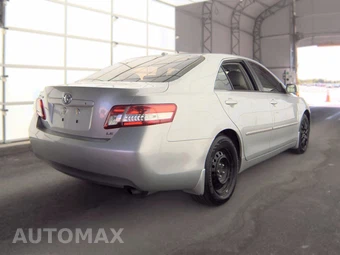 2010 Toyota Camry SE - miniatura 5