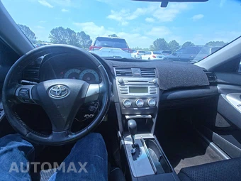 2010 Toyota Camry SE - miniatura 11