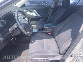 2010 Toyota Camry SE - miniatura 7