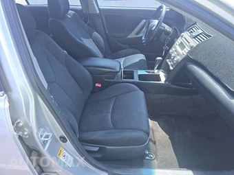 2010 Toyota Camry SE - miniatura 8