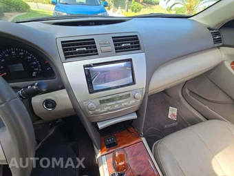 2010 Toyota Camry XLE - miniatura 10