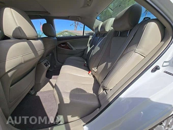 2010 Toyota Camry XLE - miniatura 13