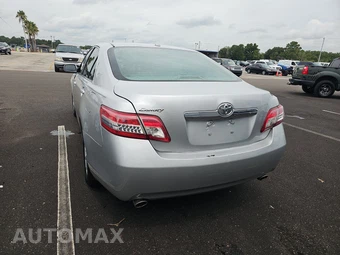 2010 Toyota Camry XLE - miniatura 6